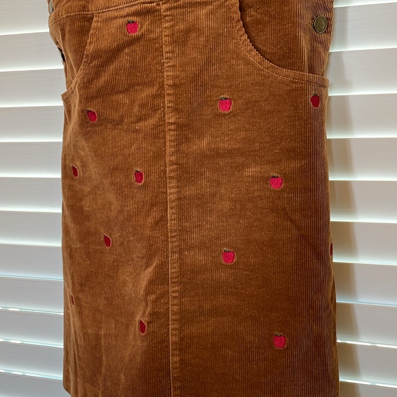 Kiel James Patrick Apple Jumper - Picture 2 of 3